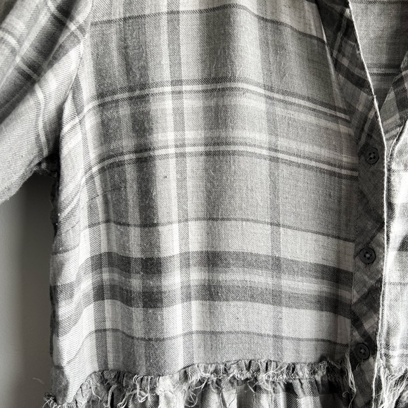 Dex Plaid Flannel Shirt - Picture 9 of 9